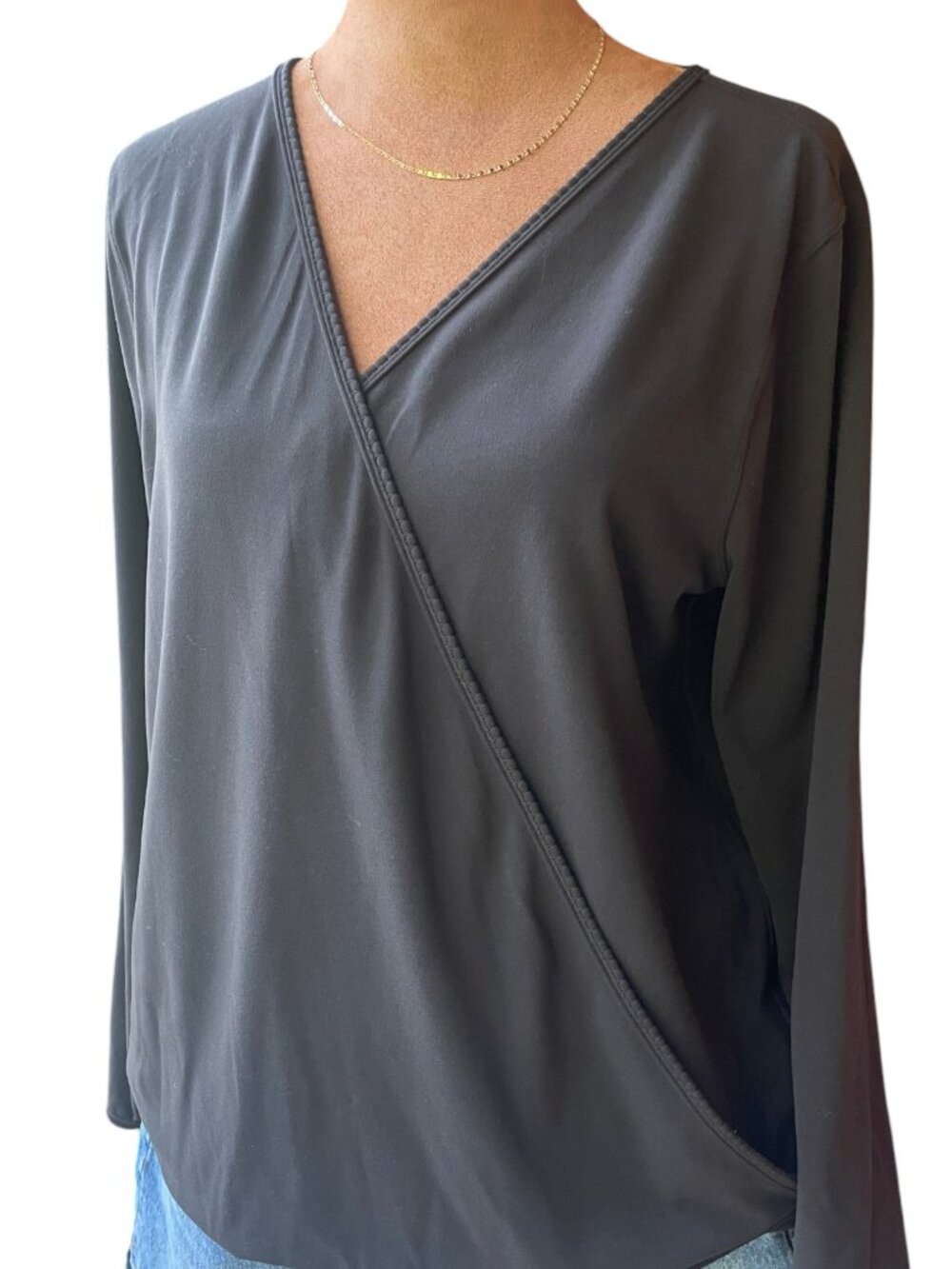 Lululemon Full Freedom Long Sleeve Black Crossover Front Top Womens Size 6
